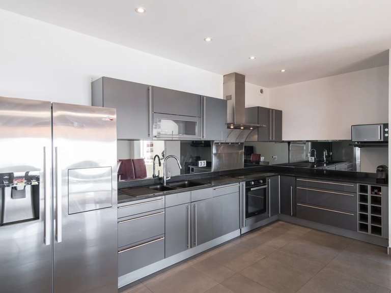 Villa for Sale in Cabris, Mougins, Valbonne, Grasse Area 12