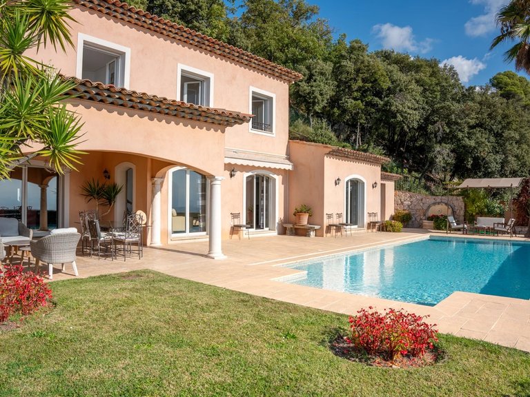Villa for Sale in Cabris, Mougins, Valbonne, Grasse Area 3