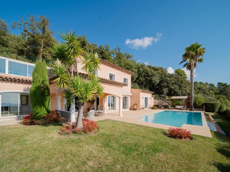 Villa for Sale in Cabris, Mougins, Valbonne, Grasse Area 5