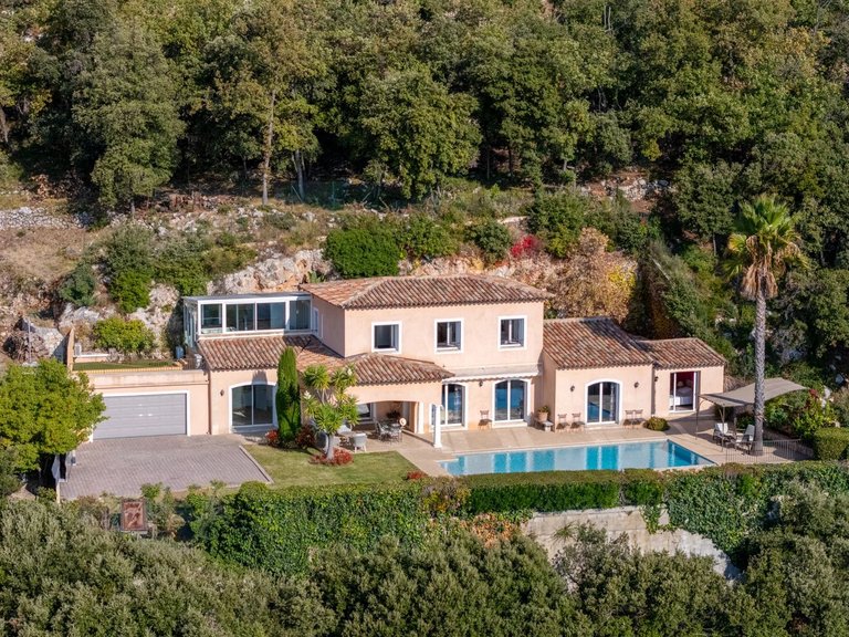 Villa for Sale in Cabris, Mougins, Valbonne, Grasse Area 6