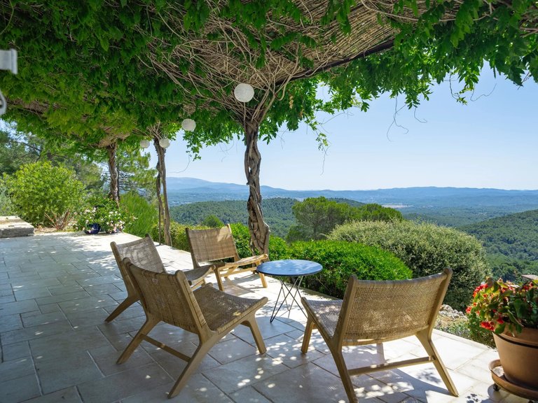 Villa for Sale in Seillans, Var Countryside (fayence, Lorgues, Cotignac) 1