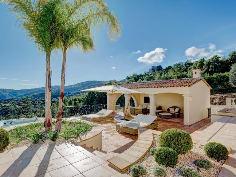 Villa for Sale in Pegomas, Mougins, Valbonne, Grasse Area 13