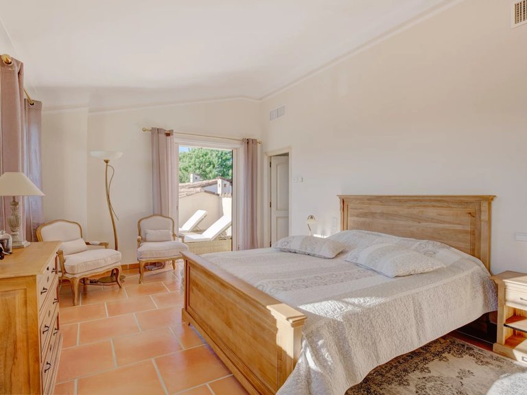 Villa for Sale in Pegomas, Mougins, Valbonne, Grasse Area 9