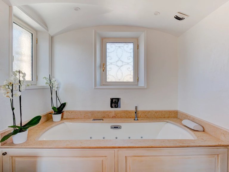 Villa for Sale in Pegomas, Mougins, Valbonne, Grasse Area 10