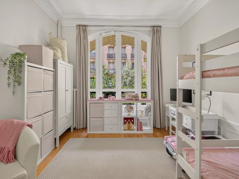 Apartment for Sale in 7th (invalides, Eiffel Tower, Orsay), Paris Left Bank (5th,6th & 7th ) 7