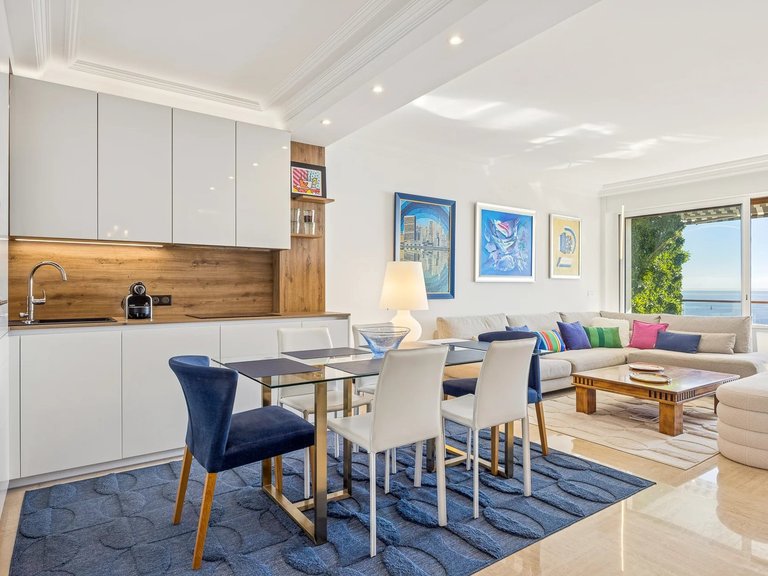 Apartment for Sale in Cannes, Cannes Area 6