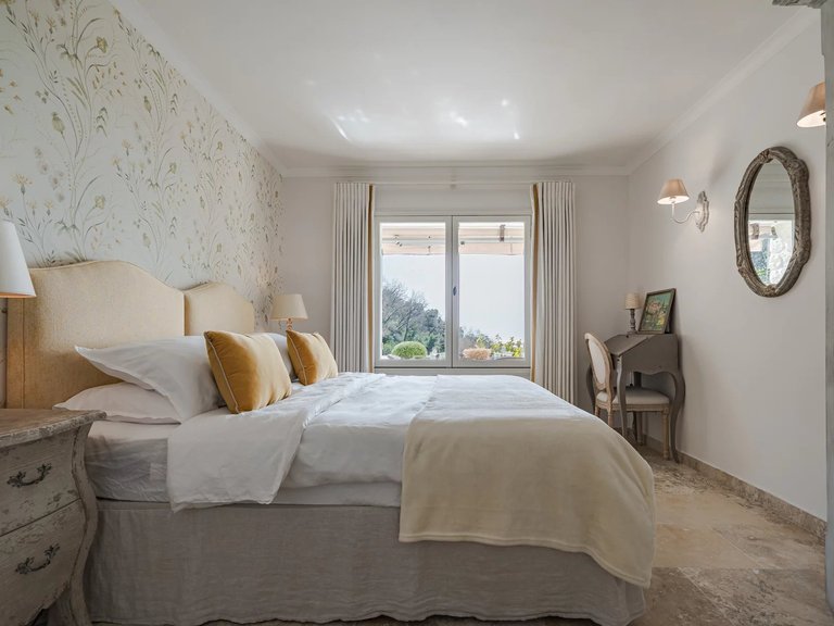 Villa for Sale in Vence, Vence, St. Paul Area 12