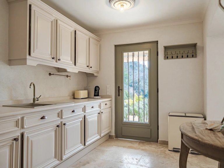 Villa for Sale in Vence, Vence, St. Paul Area 15