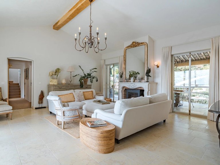 Villa for Sale in Vence, Vence, St. Paul Area 7