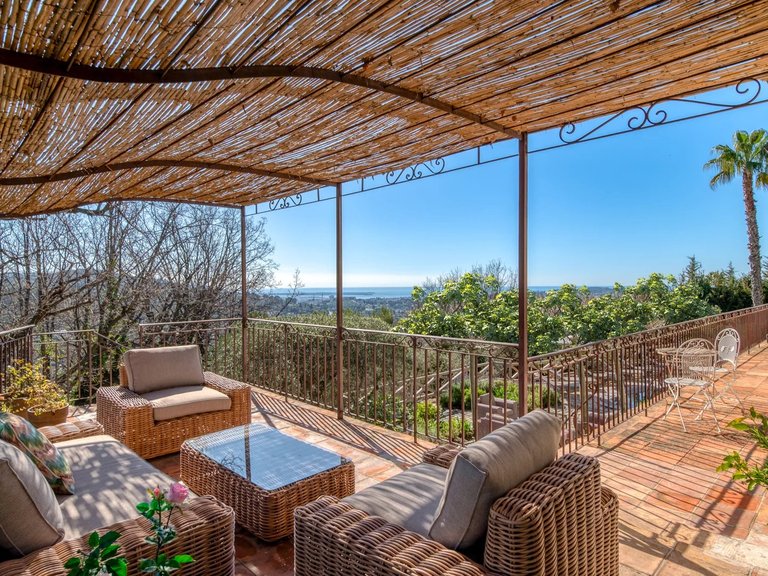 Villa for Sale in Mougins, Mougins, Valbonne, Grasse Area 2
