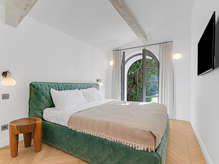 Villa for Sale in Saint Tropez, St. Tropez, Grimaud Area 8