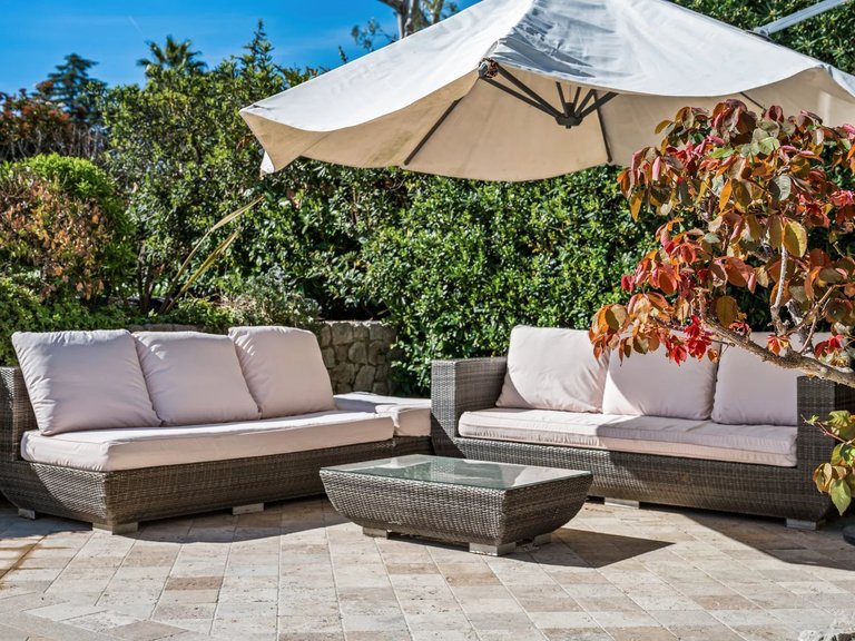 Villa for Sale in Villeneuve Loubet, Antibes Area 5