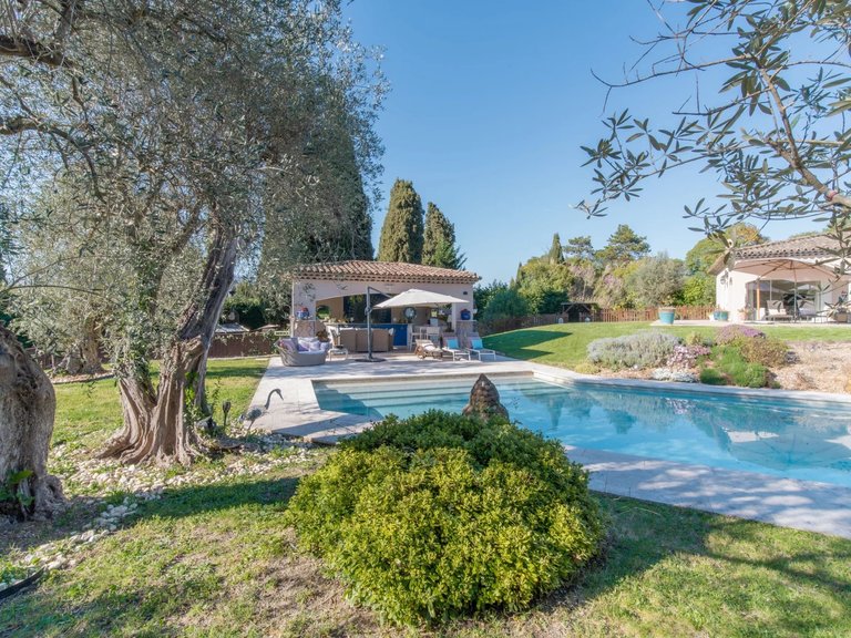 Villa for Sale in Mougins, Mougins, Valbonne, Grasse Area 2