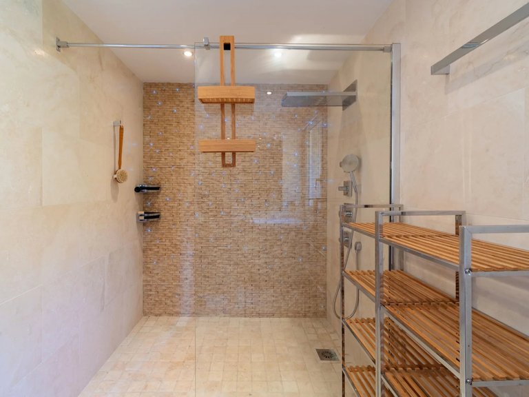 Villa for Sale in Mougins, Mougins, Valbonne, Grasse Area 12