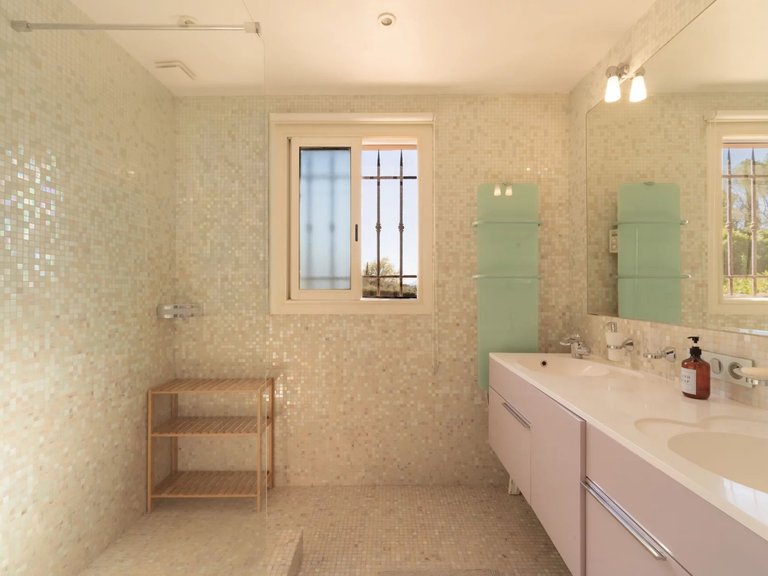 Villa for Sale in Mougins, Mougins, Valbonne, Grasse Area 15