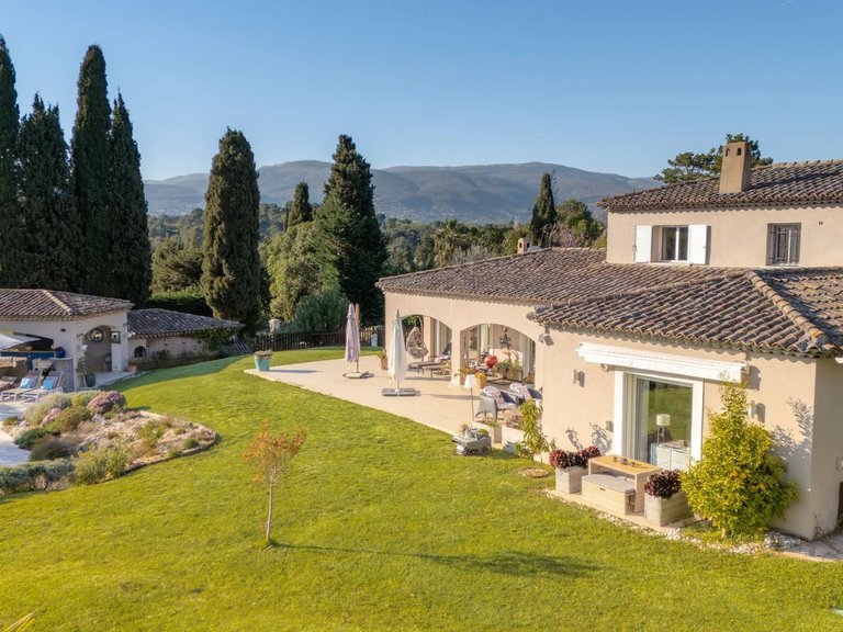 Villa for Sale in Mougins, Mougins, Valbonne, Grasse Area 20