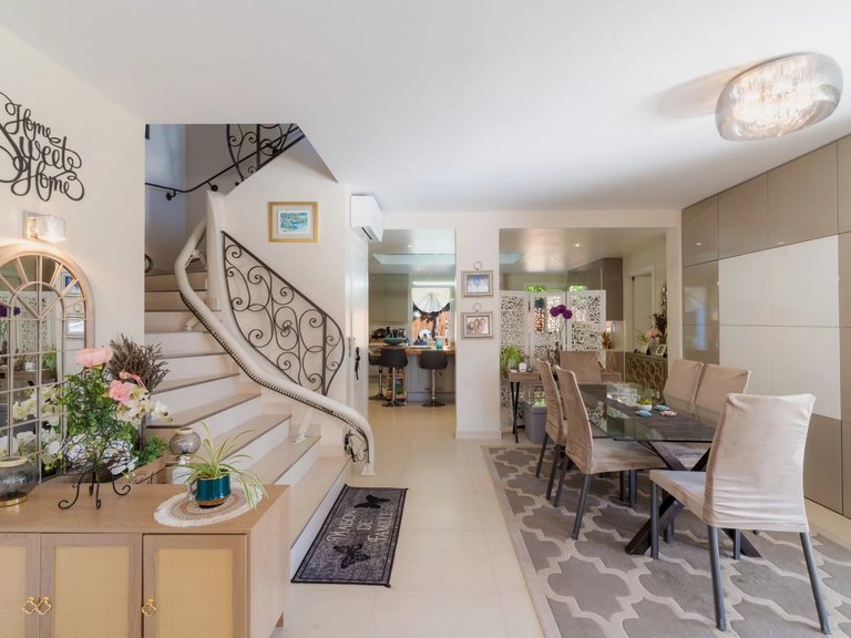 Villa for Sale in Mougins, Mougins, Valbonne, Grasse Area 7