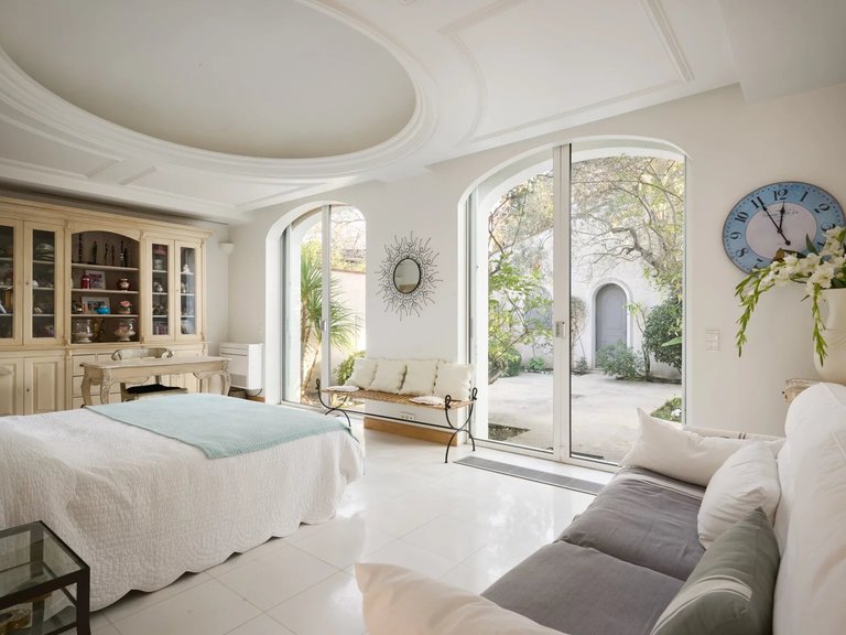 Villa for Sale in Saint Tropez, St. Tropez, Grimaud Area 12