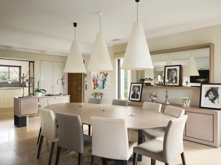 Villa for Sale in Saint Tropez, St. Tropez, Grimaud Area 9
