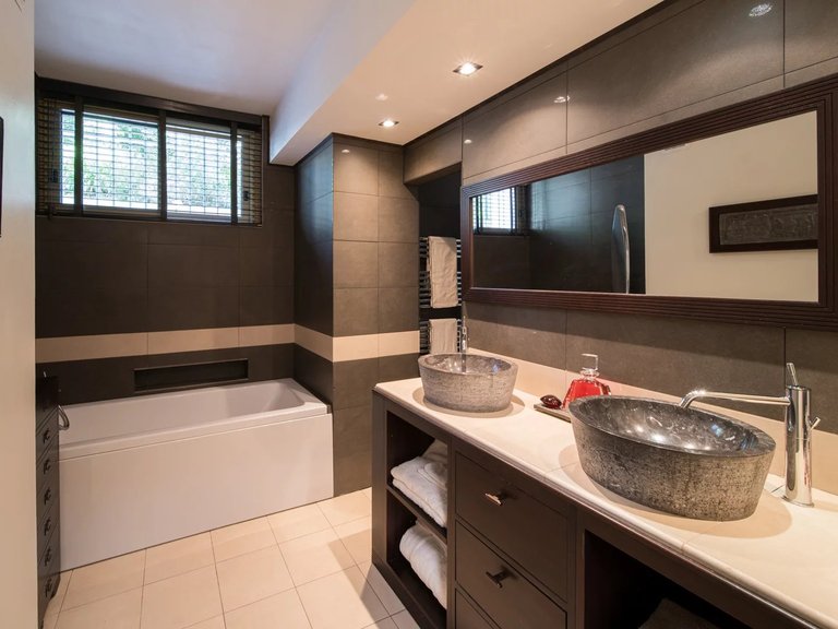 Apartment for Sale in Cannes, Cannes Area 13