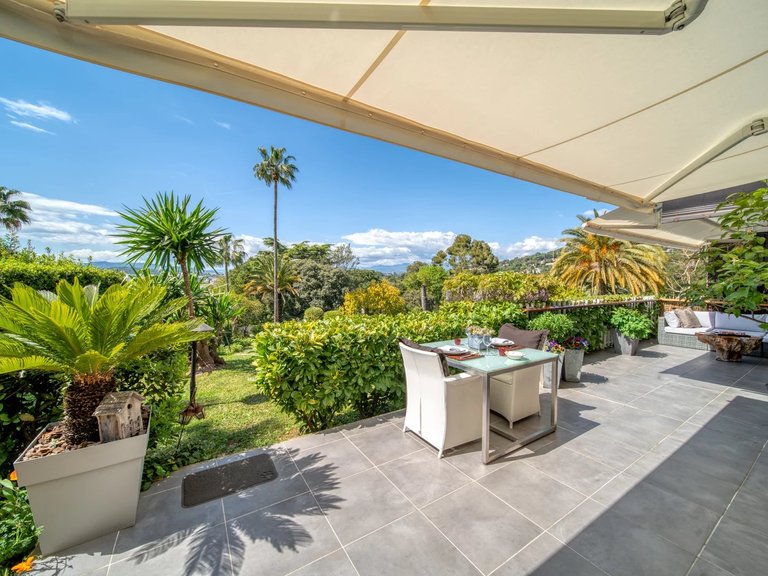Apartment for Sale in Cannes, Cannes Area 4