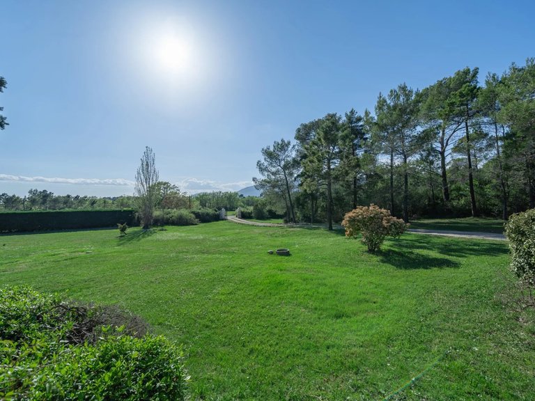 Villa for Sale in Tourrettes, Var Countryside (fayence, Lorgues, Cotignac) 4