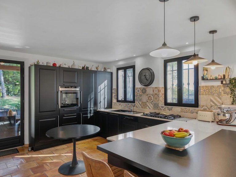 Villa for Sale in Tourrettes, Var Countryside (fayence, Lorgues, Cotignac) 9