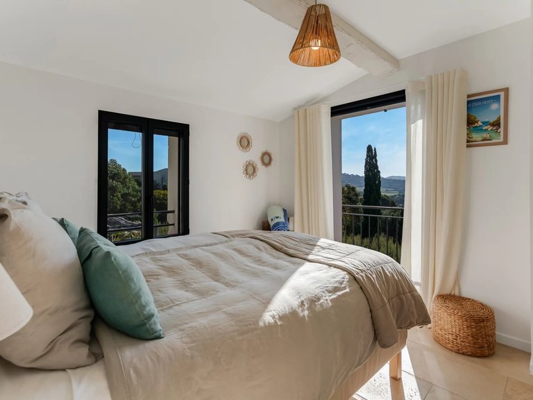 Villa for Sale in La Croix Valmer, St. Tropez, Grimaud Area 14