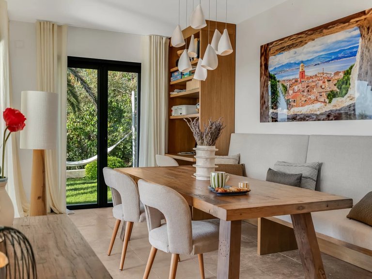 Villa for Sale in La Croix Valmer, St. Tropez, Grimaud Area 10