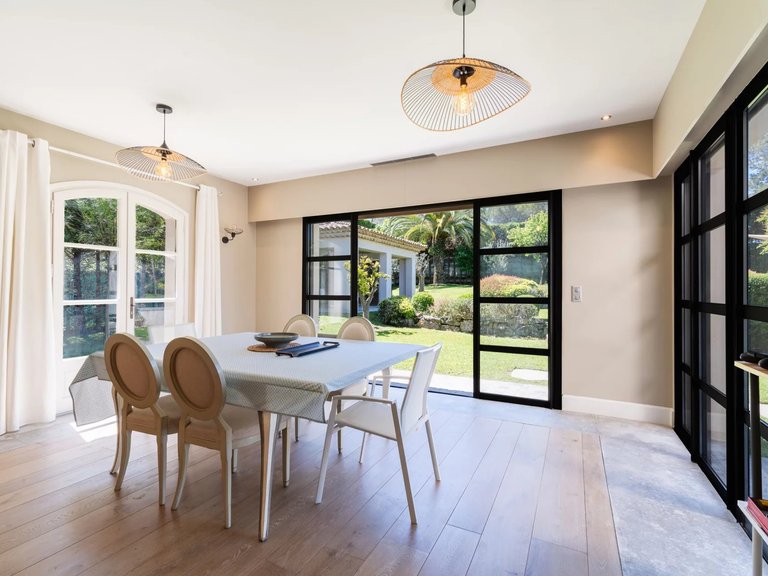 Villa for Sale in Mougins, Mougins, Valbonne, Grasse Area 6