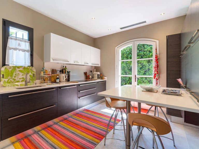 Villa for Sale in Mougins, Mougins, Valbonne, Grasse Area 7