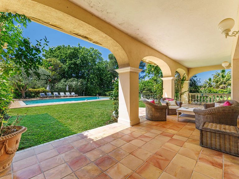 Villa for Sale in Cannes, Cannes Area 7
