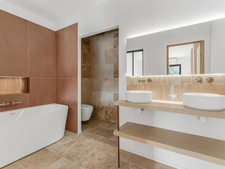 Villa for Sale in La Croix Valmer, St. Tropez, Grimaud Area 14
