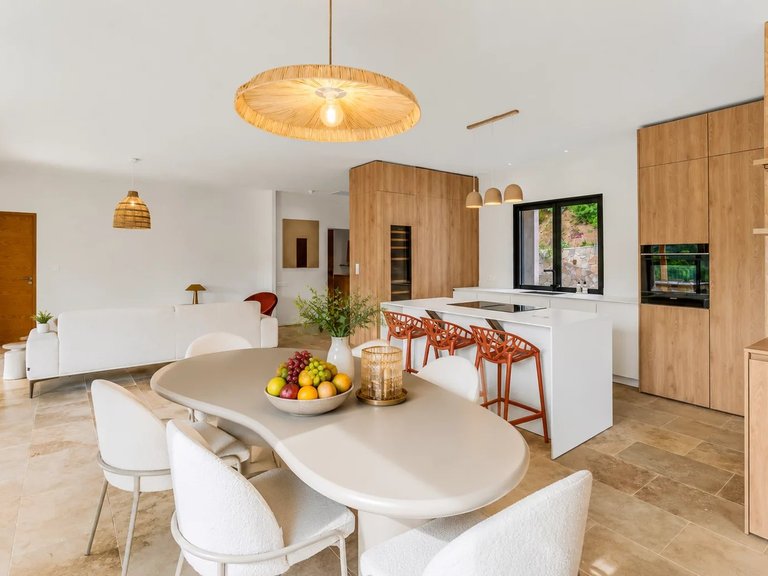 Villa for Sale in La Croix Valmer, St. Tropez, Grimaud Area 7