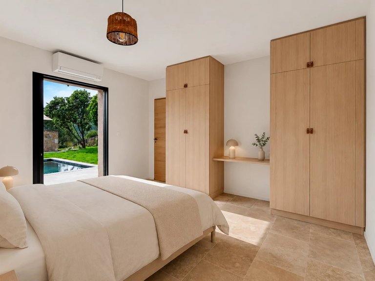 Villa for Sale in La Croix Valmer, St. Tropez, Grimaud Area 10