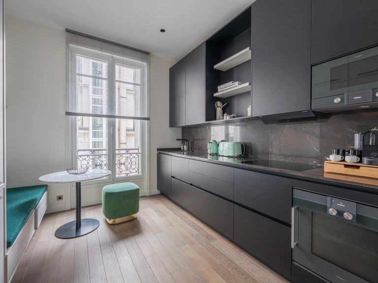 Apartment for Sale in 8th (golden Triangle - Parc Monceau), Golden Triangle - Trocadéro (8th - 16th) 7