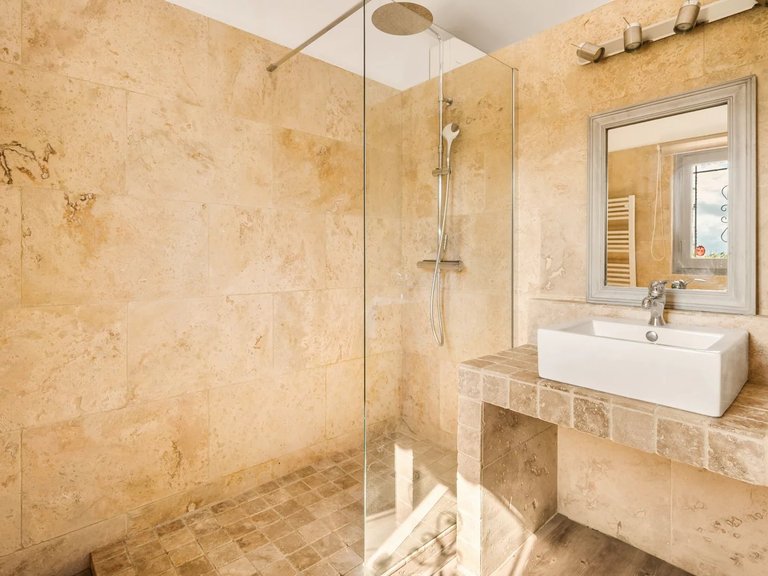 Villa for Sale in Cagnes Sur Mer, Antibes Area 11