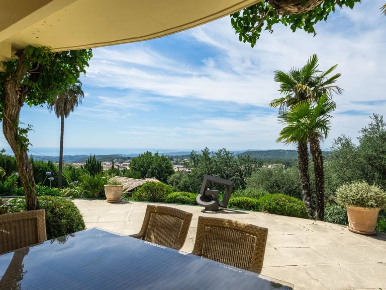 Villa for Sale in Vence, Vence, St. Paul Area 18