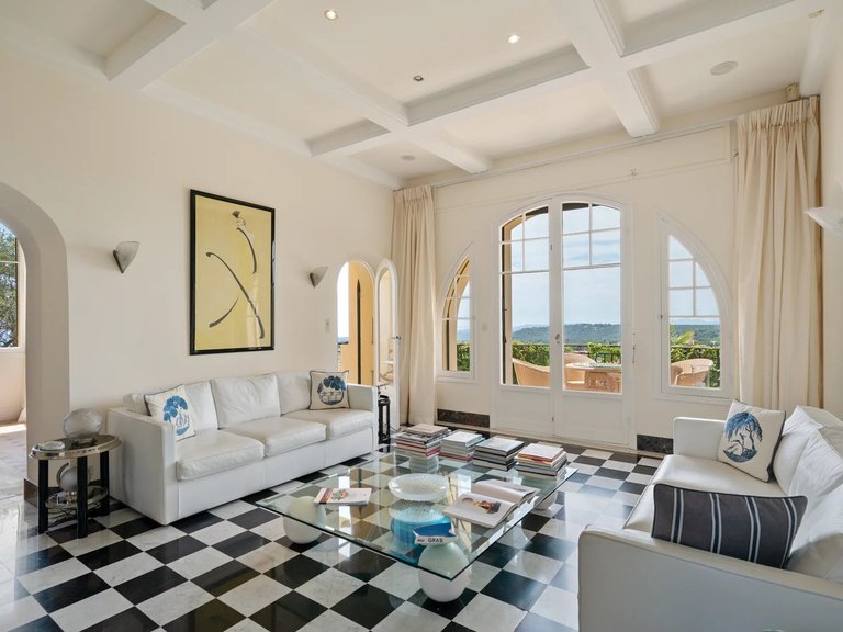 Villa for Sale in Vence, Vence, St. Paul Area 7