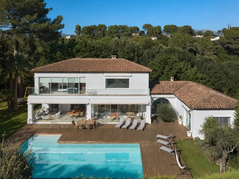 Villa for Sale in Valbonne, Mougins, Valbonne, Grasse Area 13