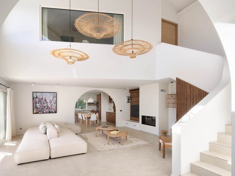 Villa for Sale in Valbonne, Mougins, Valbonne, Grasse Area 3