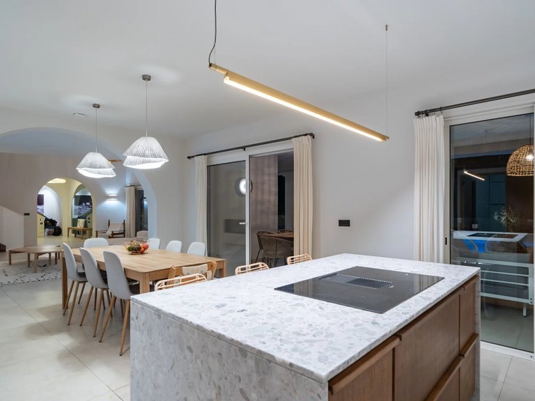 Villa for Sale in Valbonne, Mougins, Valbonne, Grasse Area 5