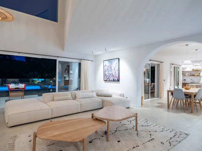 Villa for Sale in Valbonne, Mougins, Valbonne, Grasse Area 7