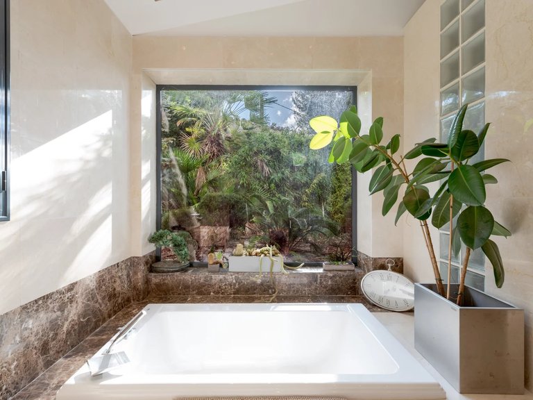 Villa for Sale in Biot, Mougins, Valbonne, Grasse Area 18