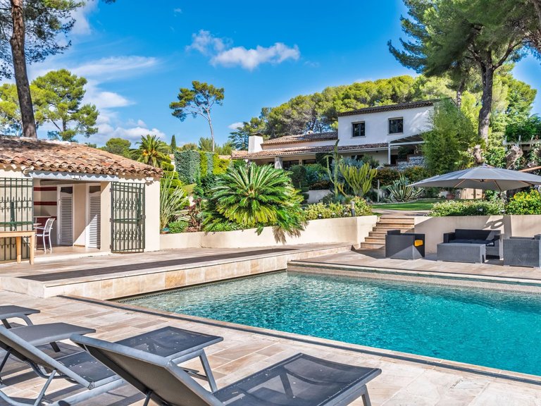 Villa for Sale in Biot, Mougins, Valbonne, Grasse Area 3