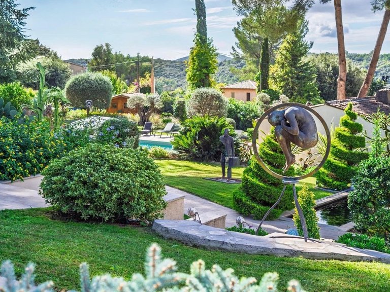 Villa for Sale in Biot, Mougins, Valbonne, Grasse Area 7