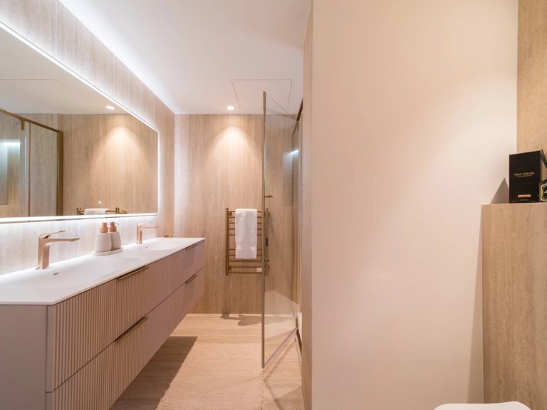 Apartment for Sale in Cannes, Cannes Area 11