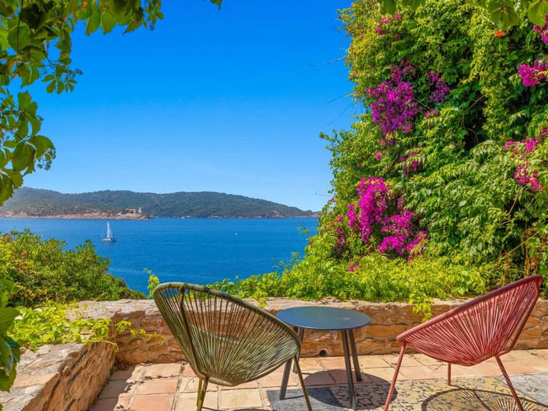 Villa for Sale in Ile Du Levant, Provence Coast (cassis To Cavalaire) 10