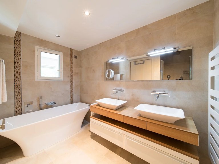 Apartment for Sale in Cannes, Cannes Area 7