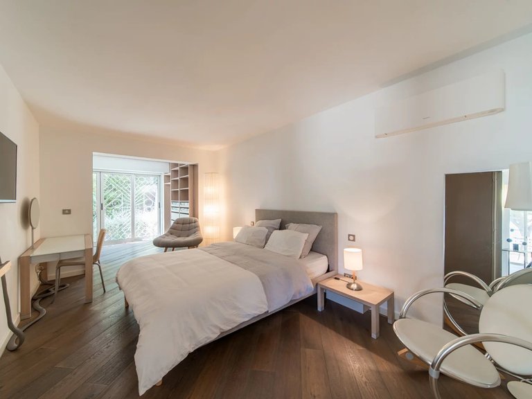 Apartment for Sale in Cannes, Cannes Area 8